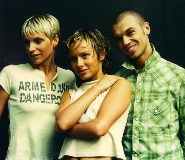 Демо группа 90е