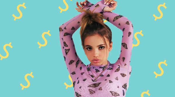 Настя карнавал блоггер