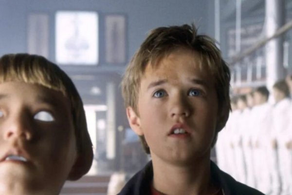 Искусственный интеллект эмблема