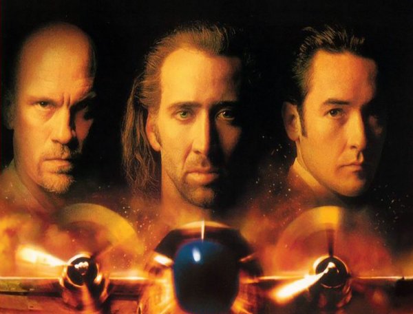 Николас Кейдж воздушная тюрьма