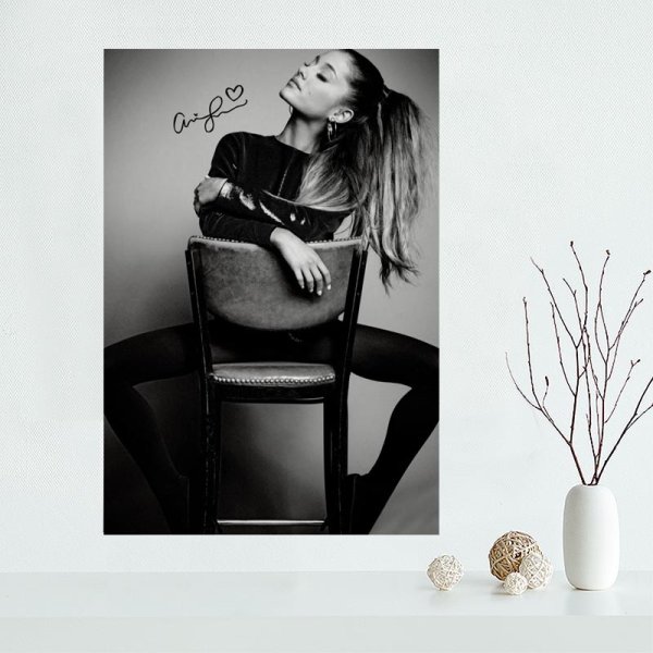 Плакат ариана Гранде Sweetener