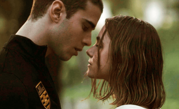 Из моего окна фильм Нетфликс 2022