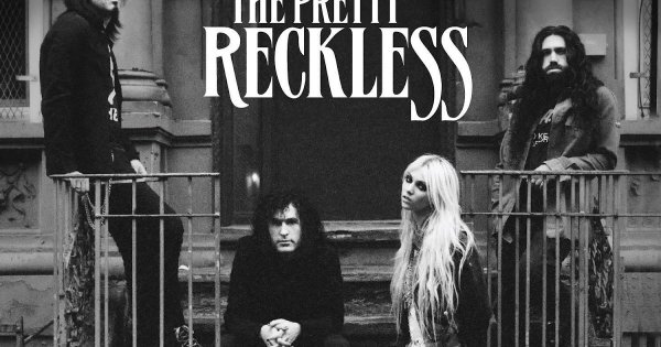 Тейлор Момсен рисунки