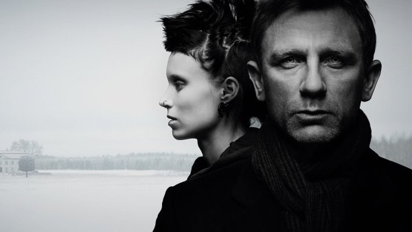 Девушка с татуировкой дракона 2011 Постер