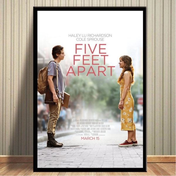 В метре друг от друга плакат