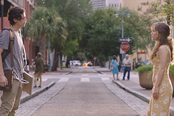 Коул Спроус в метре друг от друга