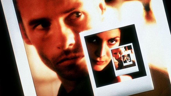 Помни фильм 2000 Постер