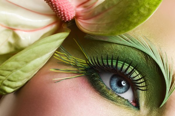 Логотип для мастера по наращиванию ресниц