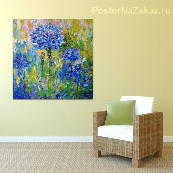 Василек акварелью на белом фоне