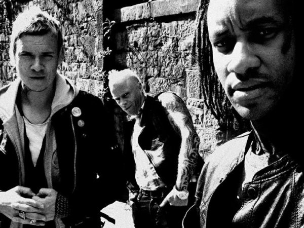 The Prodigy 90 Постер