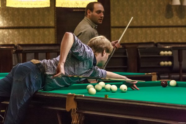 Бильярд в живописи