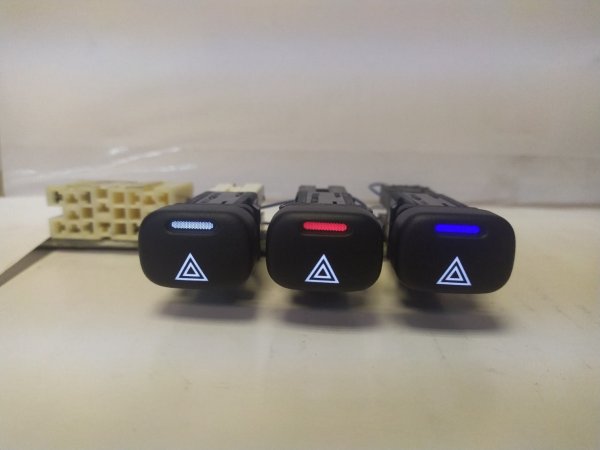 Аварийный сигнал автомобиля