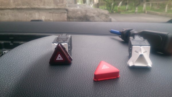 Индикаторы датчиков на панели приборов БМВ