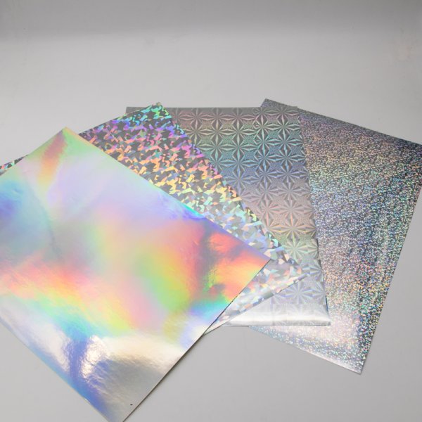Голографическая пленка Rainbow Silver