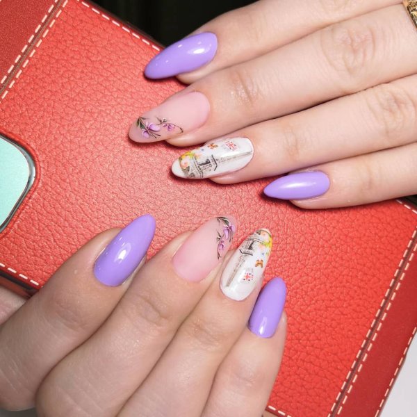 Ногти светлые с рисунком