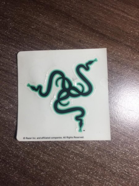 Наклейки Razer