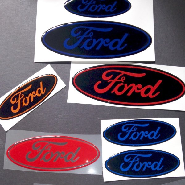 Наклейка на эмблему Форд Мондео 4