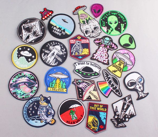 Наклейки на одежду