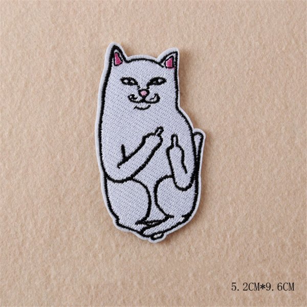 Нашивка на одежду котик