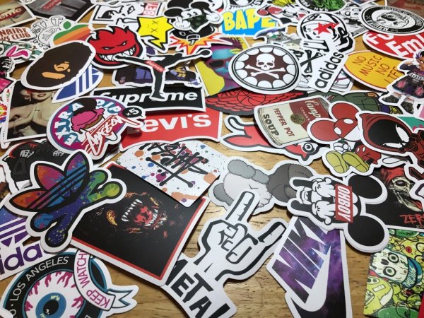 Наклейки на скейт