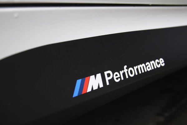 Наклейка m Performance BMW x5m