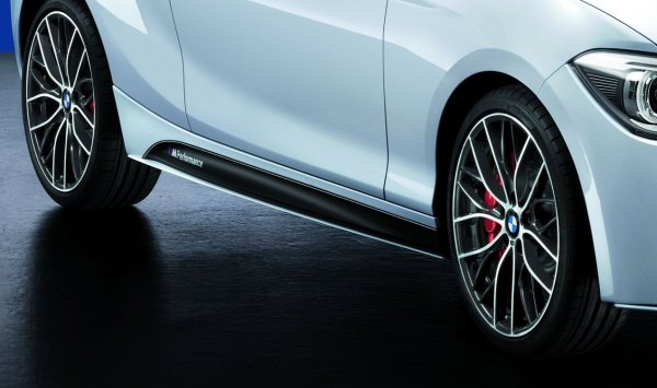 Performance BMW наклейка