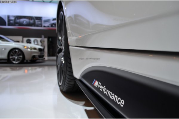 Наклейка на порог БМВ е60 м перфоманс