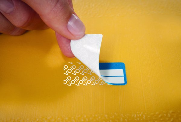 Этикетка с штрих-кодом инвентарный номер