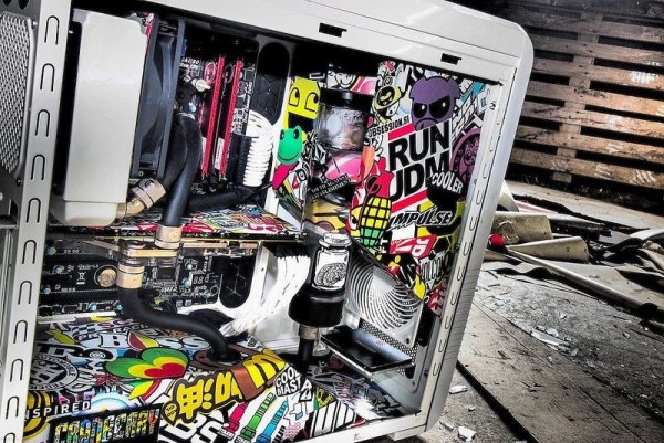 Наклейки на системный блок