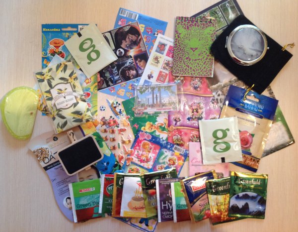 Этикетка черная круглая