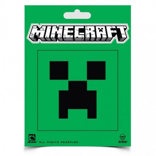 Много персонажей из МАЙНКРАФТА