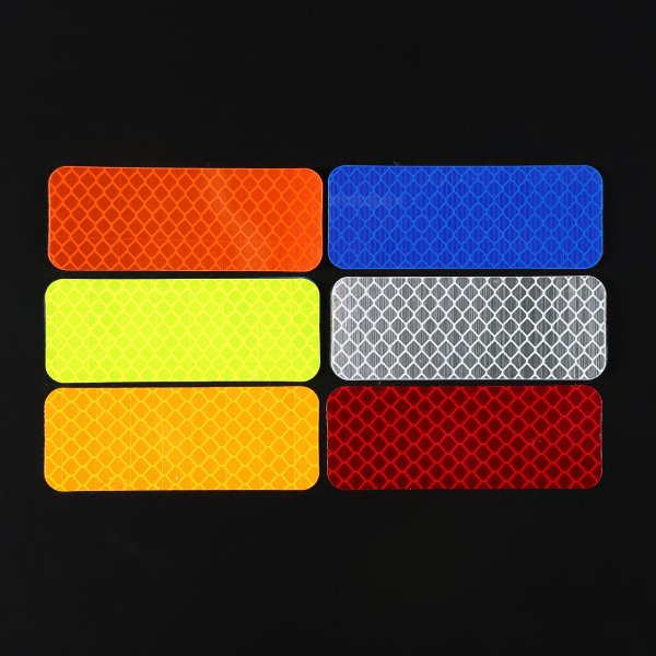 Светоотражающие наклейки на грузовой автомобиль