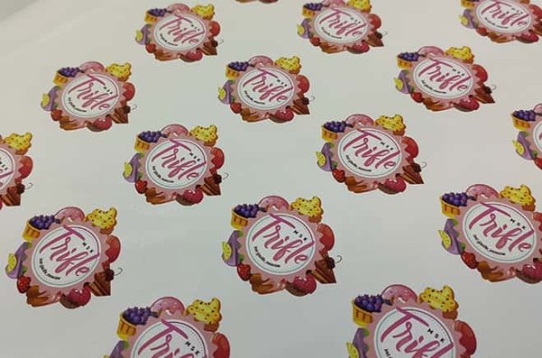 Фигурные наклейки печать