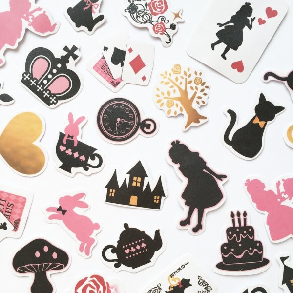 Фигурная резка наклеек