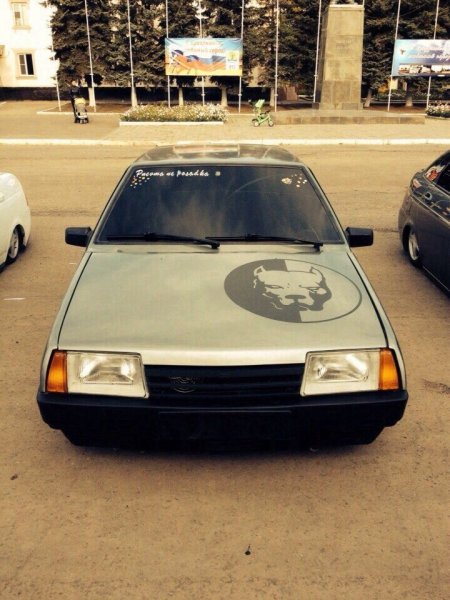 Наклейка 4wd на Митсубиси Аутлендер