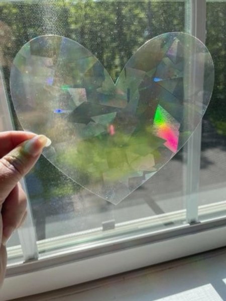 Витраж перо