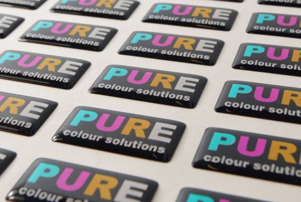 Объемные наклейки со смолой