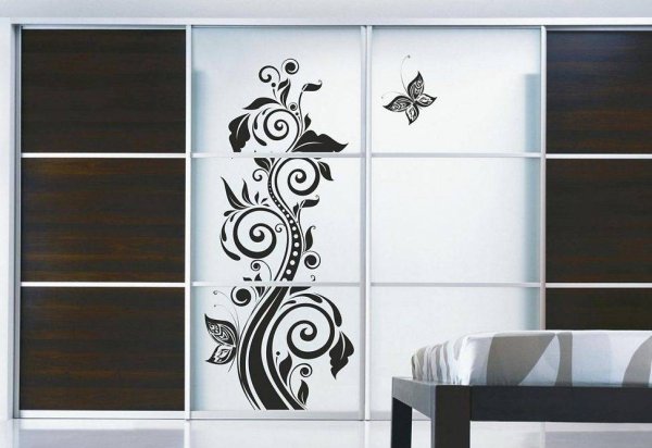 Декор шкафа купе