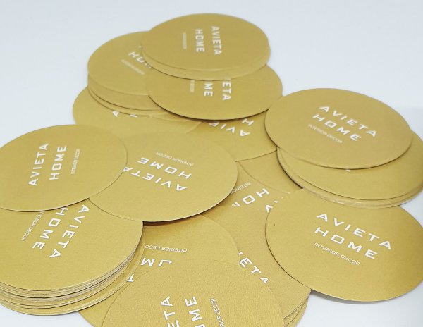 Круглые наклейки