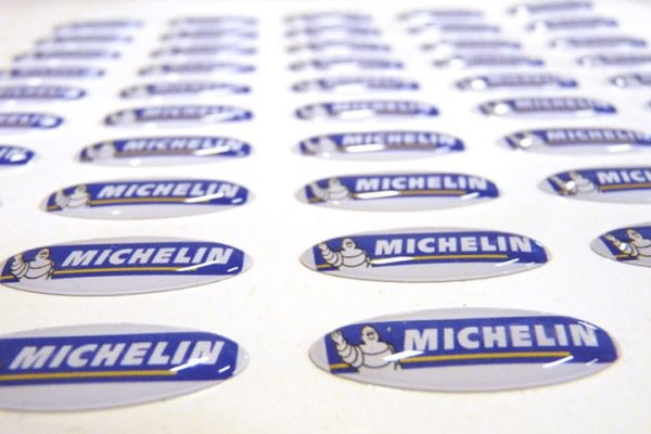 Наклейки объёмные