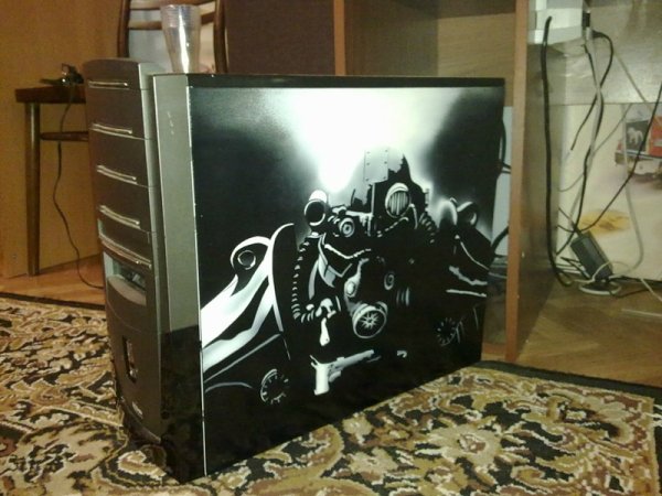 Неоновый системный блок