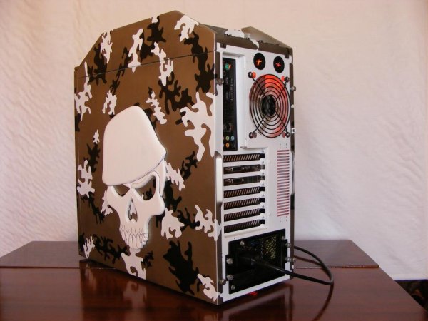 Разрисованный корпус ПК