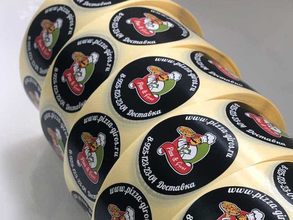 Этикетка с логотипом