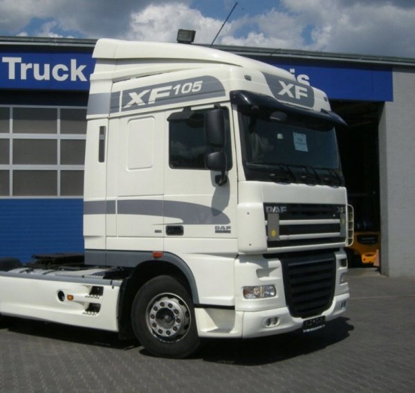 Наклейки на DAF xf105
