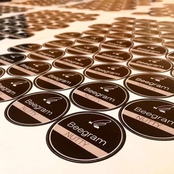 Рекламные наклейки