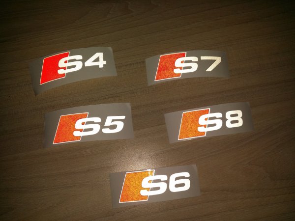 Наклейки на тормозные суппорта Ауди s7