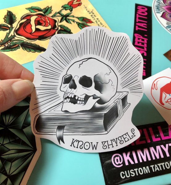 Memento Mori наклейка на авто