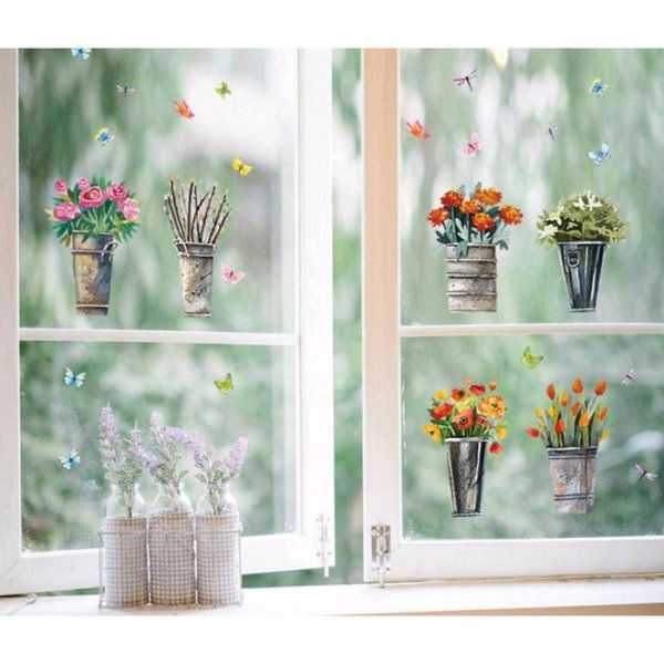 Декоративные цветы на окна