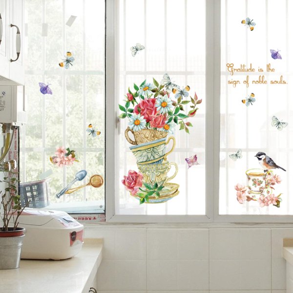 Плёнка на окна декоративная