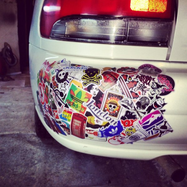 Стикербомбинг Субару